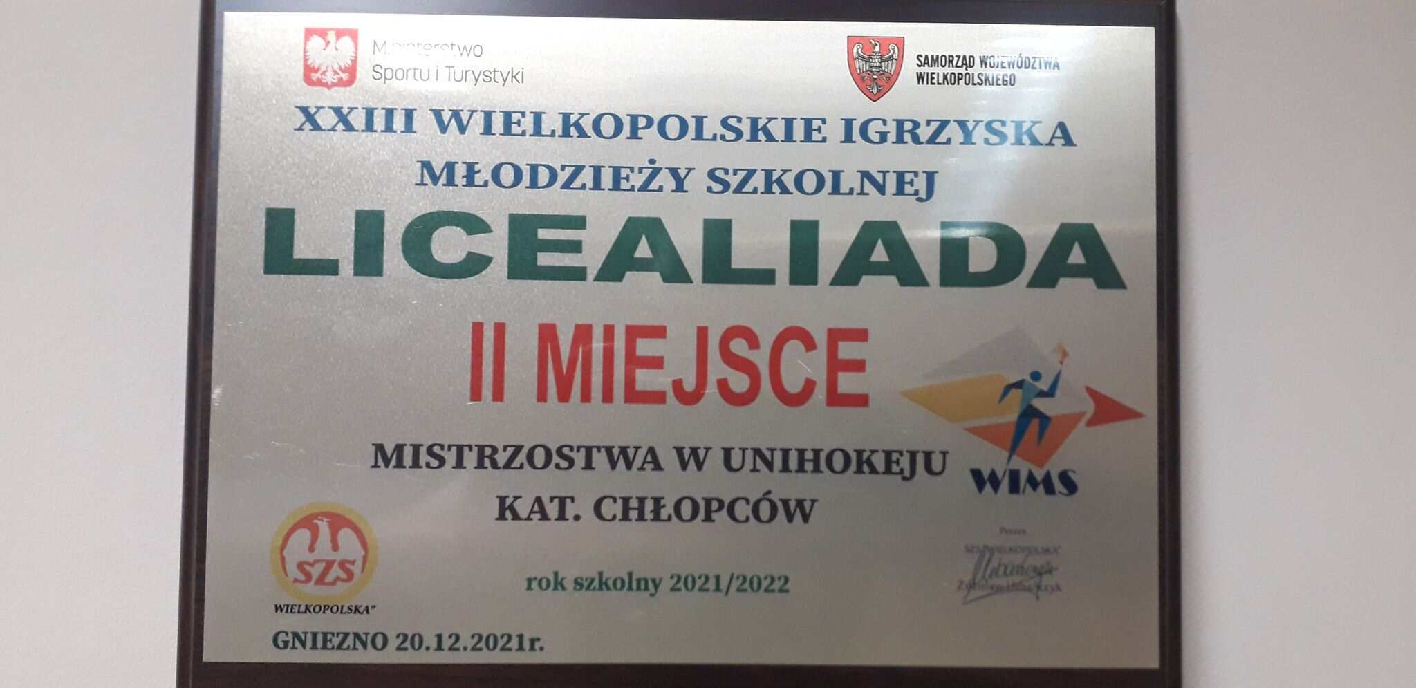 Srebrny Medal w Finale Województwa dla Unihokeistów z Koszar !